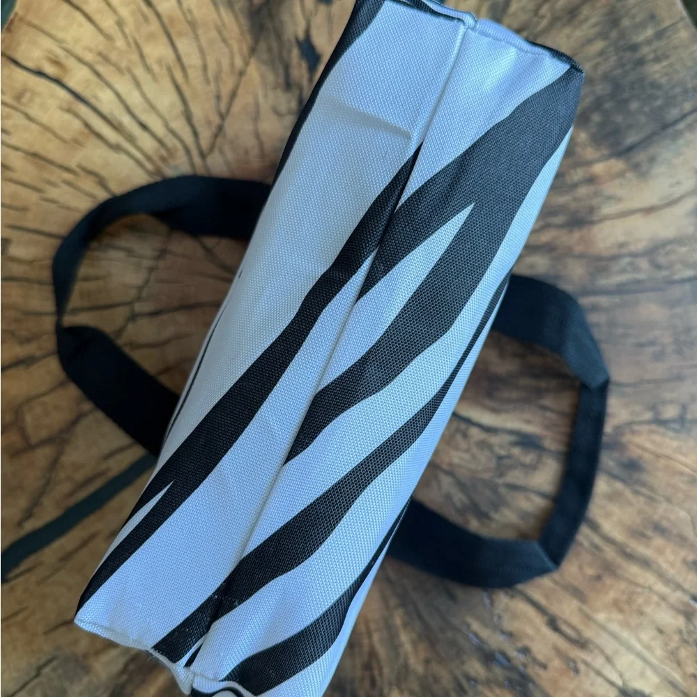 Zebra Print Insulated Lunchbag